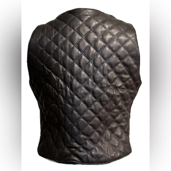 Andrew Marc Women's Black Quilted Vest - Picture 3 of 10